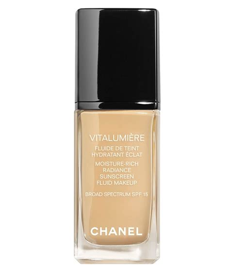 chanel vitalumiere moisture-rich radiance fluid makeup|Moisture.